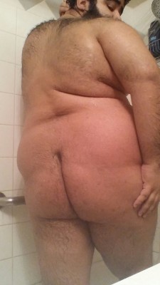 Fierybiscuts:  Was In The Shower An I Realized, People Totally Love My Wet Butt So