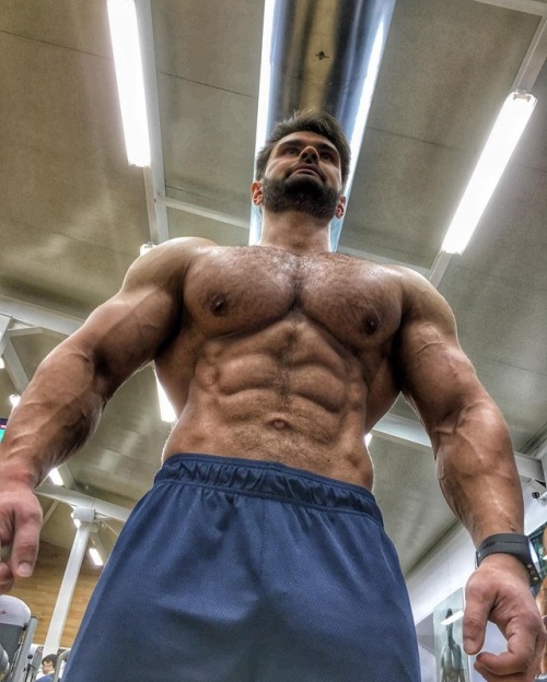 nicephysiques:  Pavlenco Sergiu (@pavlenco_sergiu)