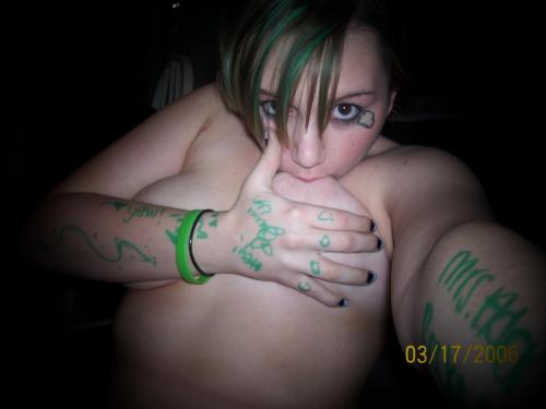 suckyourownboobs:  suckyourownboobs!