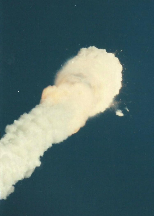 Porn humanoidhistory: The Challenger disaster, photos