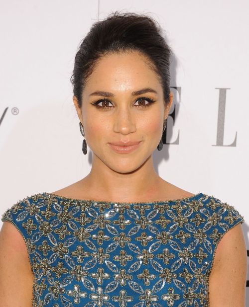 i-mud-with-louis:Meghan Markle stuns in blue