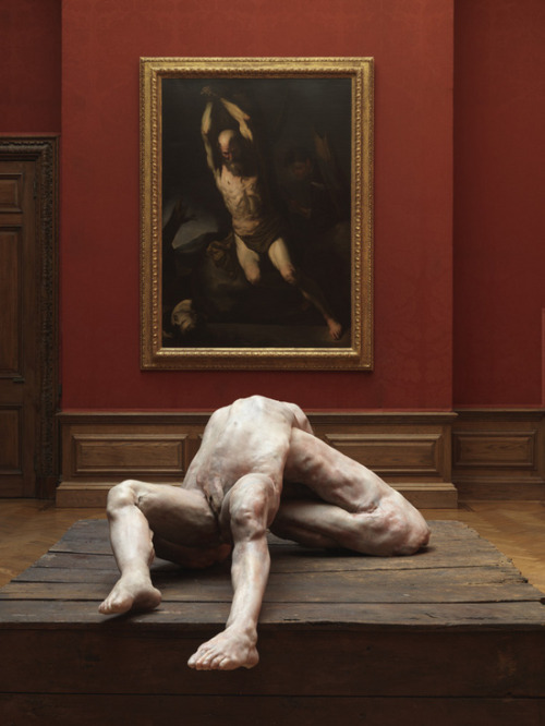 antropomorfisme:We are all Flesh (2009) by Berlinde De Bruyckerenight-rooms artist from ghent! (so f