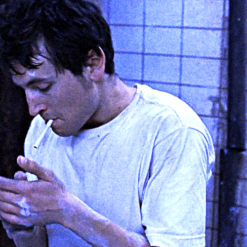 SAW. (2004)