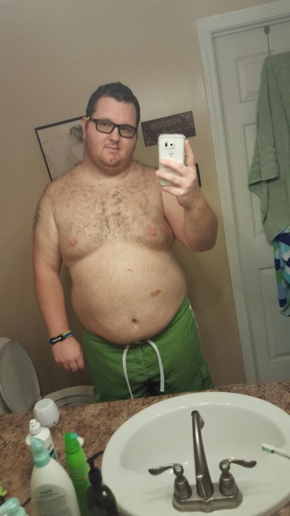bamacub1:  Back in the pool today I’m gonna need someone to rub me down with aloe. :)