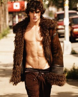 andromalehotness:  Marlon Teixeira