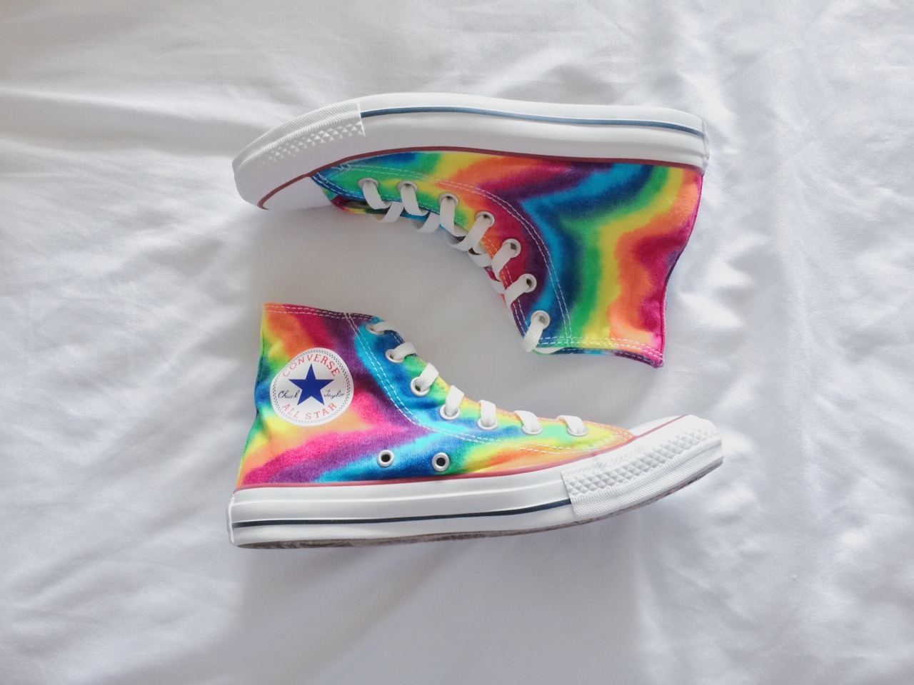 assume:  zayn-malik-and-beyond:  assume:  Looking for a pair of Converse shoes that