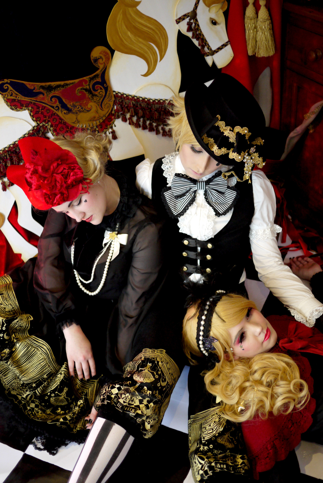 wisteria-bridge:  ‘Puppet Circus’ fashion shoot.The models are myself (black