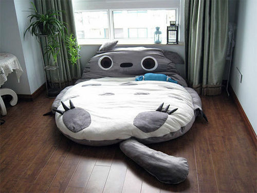 ichigoshana:  Totoro Bed
