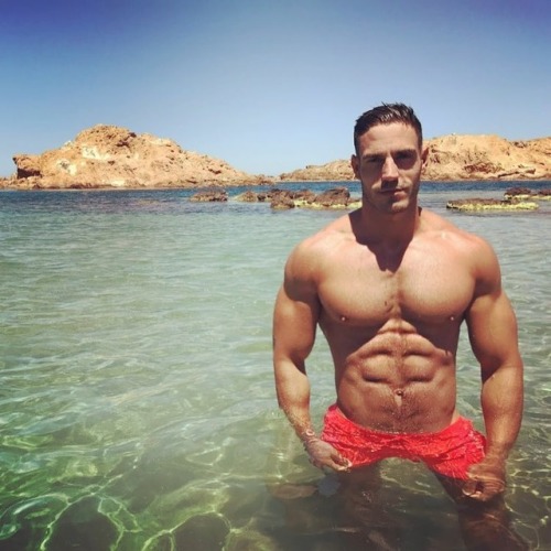 tripltap:  Gymspiration with Iluis Tura  http://www.facebook.com/tripltap/