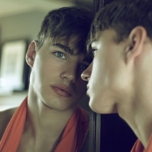 mmxmacros: Evan Harman | ph Thomas Synnamon