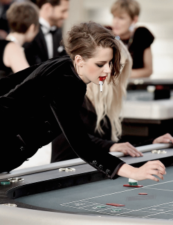 Kristen Stewart At The Chanel Fashion Show In Paris, July 7Th