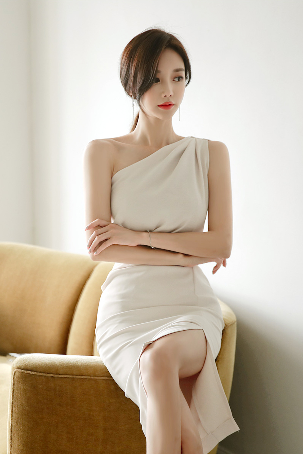 soumy1902kmod: 손윤주 (SonYoonJoo - 孙 允 珠) - 티나니 1984580 (22) > 
