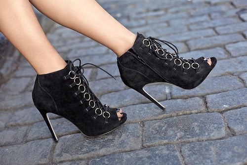 Killing Heels Photo via Tumblr