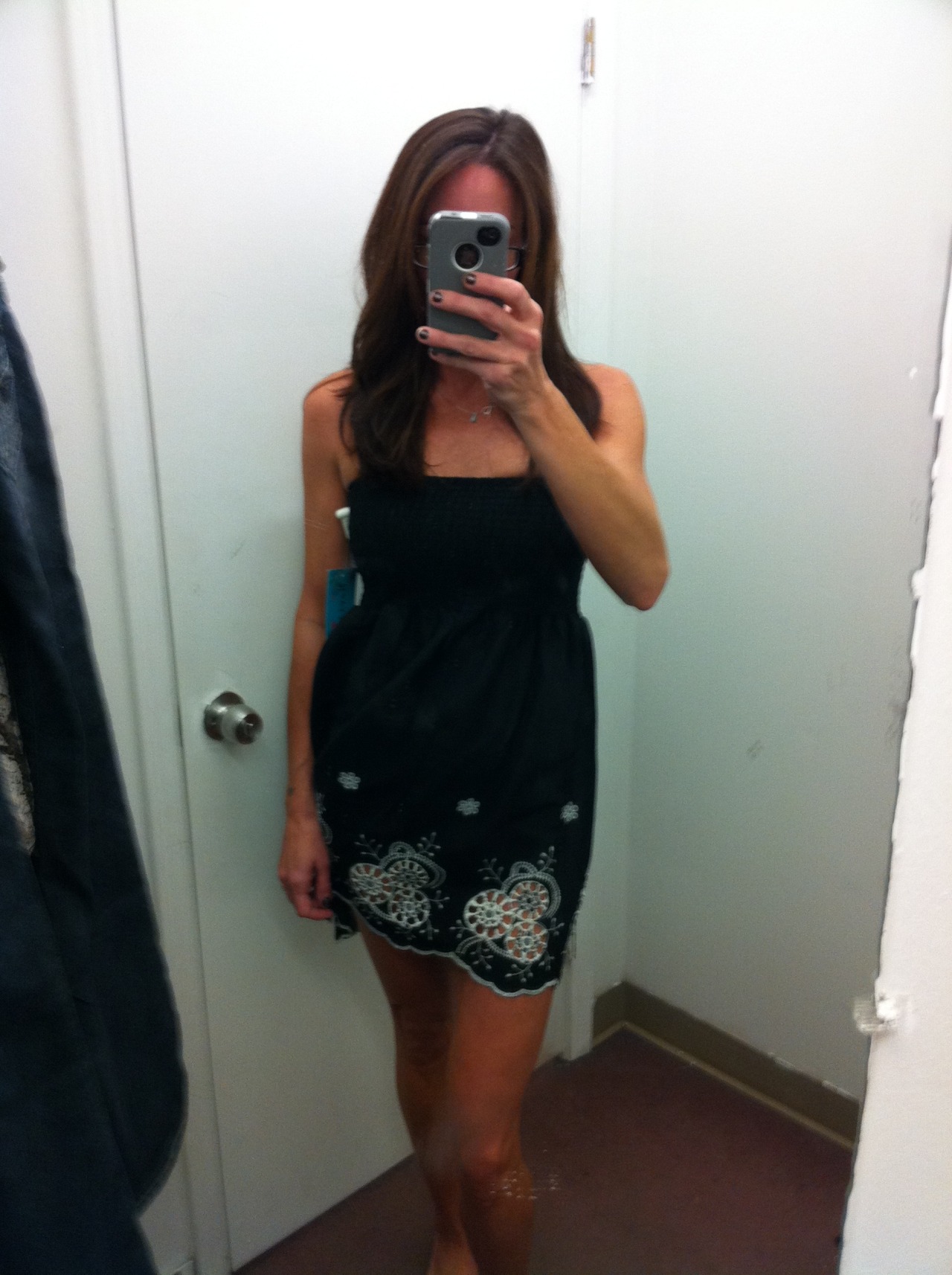 fittingroomgirls:  Finally made it by the shop…Ty for the submission.http://iwant2seeitall.tumblr.com