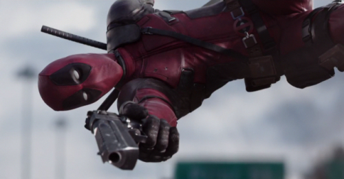 The new red band #Deadpool trailer arrived.And 65 screenshots.“Daddy needs to express some rag