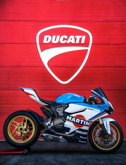 reactualization:  Ducati 1199 Panigale