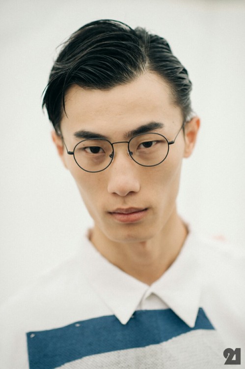 whycantallmenbeasian:Yan Kai Wen