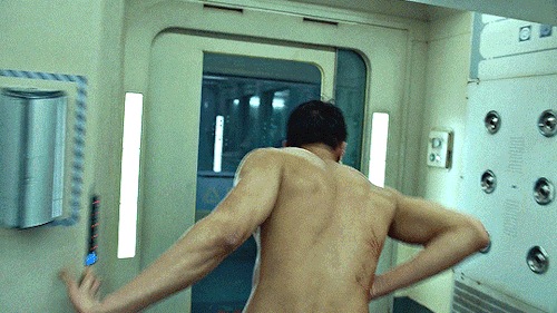 Yoo Hee Je As E2Key To SalvationTHE SILENT SEA , Dir. Choi Hang Yong