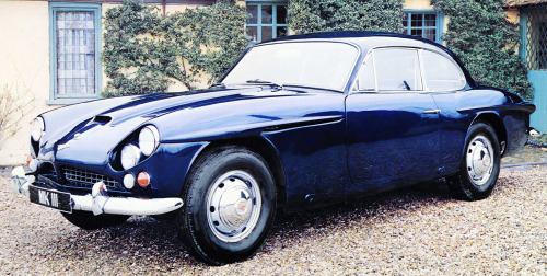 Jensen C-V8, 1962. Designed by Eric Neale, 500 C-V8s were made in 3 series between 1962 and 1966 ini