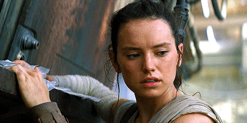 thewintersolo:Endless gifs of Rey: 4/∞