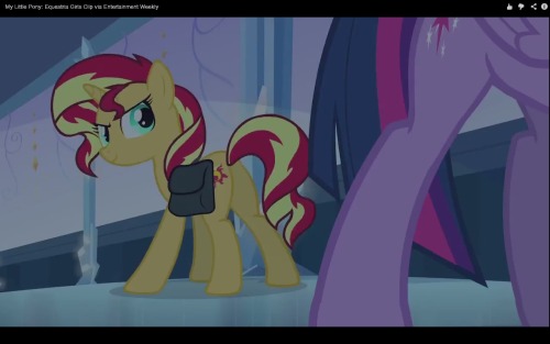 Sunset Shimmer, nova scelesta! Sunset Shimmer, a new villain! www.equestriadaily.com/2013/06/