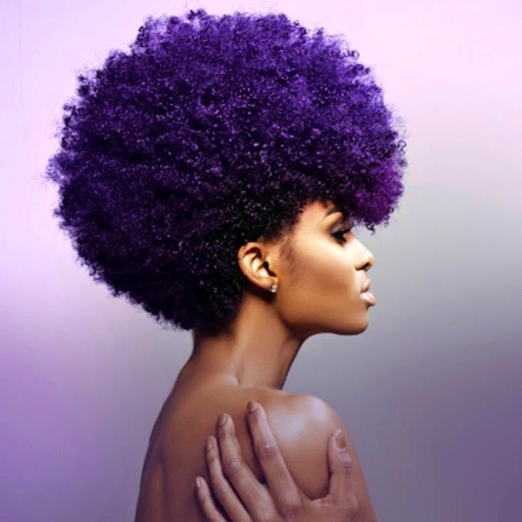dglsplsblg:  Because it’s gorgeous! (seriously i need to date a woman with a purple