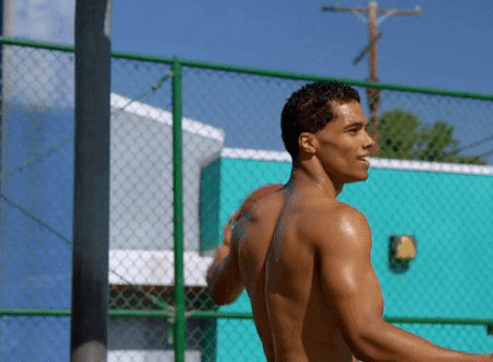 br0mancebooty: champagnebeforenoon: bromancebooty: Rome Flynn - hot body &amp; ass Baby daddy  N