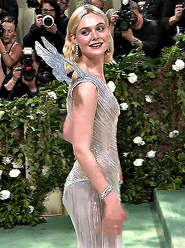 ELLE FANINGattends The Met Gala (May 06, 2024)