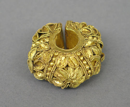 Ear Ornament from Java in Indonesia,8th-10th c.