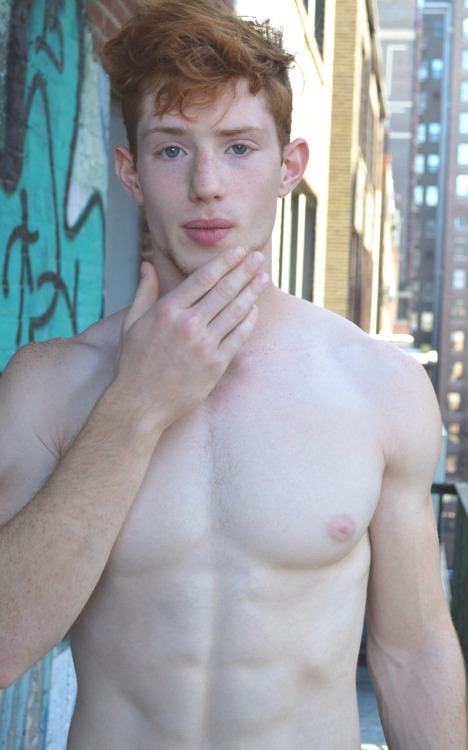 Sexy Views & Hot Guys