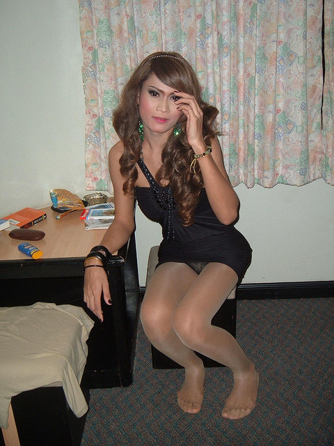 funkyfiona:The Classic “Fuck Me!” Pump - You need a pair - http://funkyfiona.com/Pumps