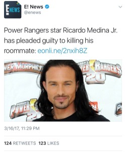 snaacks:  violaslayvis: flipperwasadick:  electric-flux:   iamgowensforeva:   dragongodmalachite:  Jesus  Nooo not the red one   With a sword?  Which power rangers?   Power rangers wild force   Power ranger: *murders someone with a sword* Yall: “Which