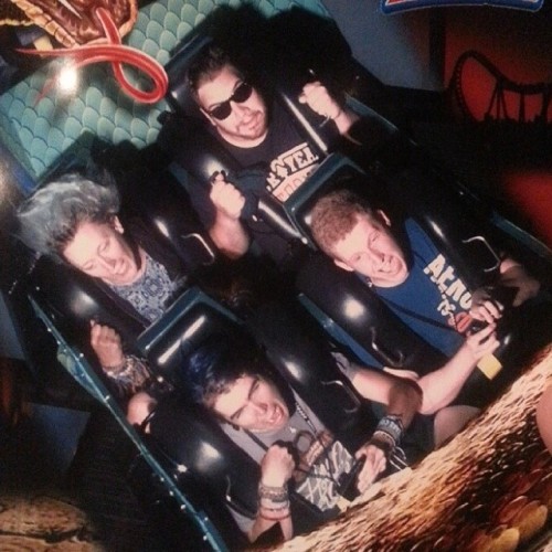 bryanstars:  Flashback to when I went on a roller coaster with @veeoneeye @damonfizzy and @frontporchstep