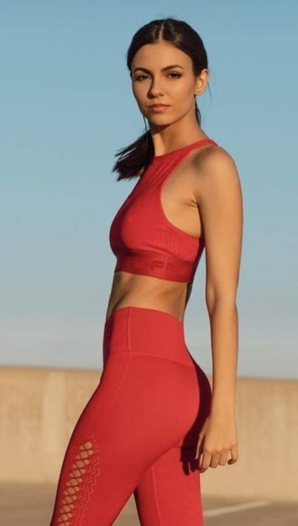 Neppiodilo:  Victoria Justice