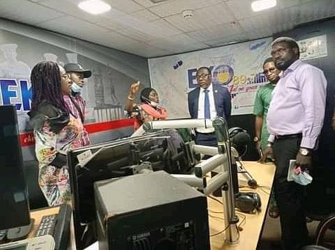 Radio lagos outlet