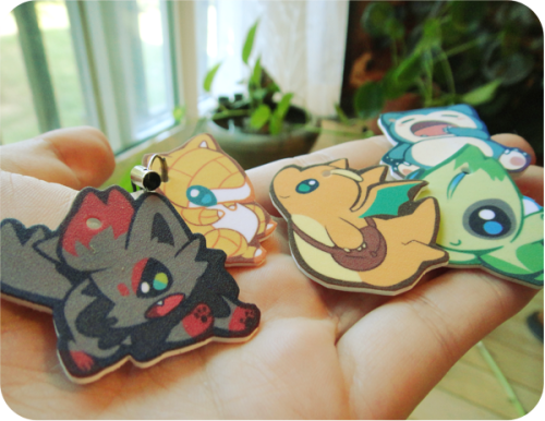 chiouart:SUPER SHORT POKEMON PHONE CHARM GIVEAWAY!So many new followers these past few months! Many 