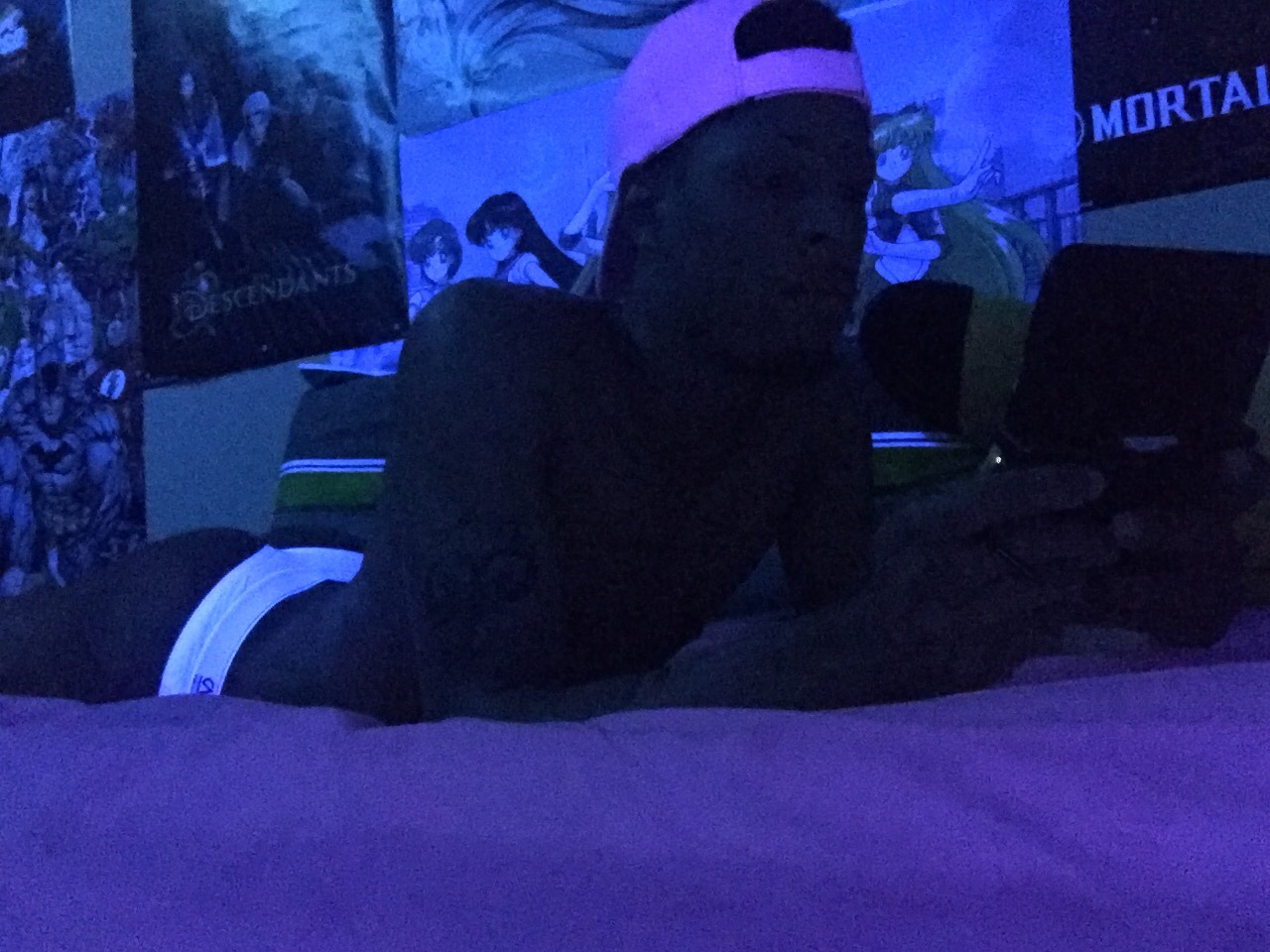 prettymind-silkthoughts:  Come play with me
