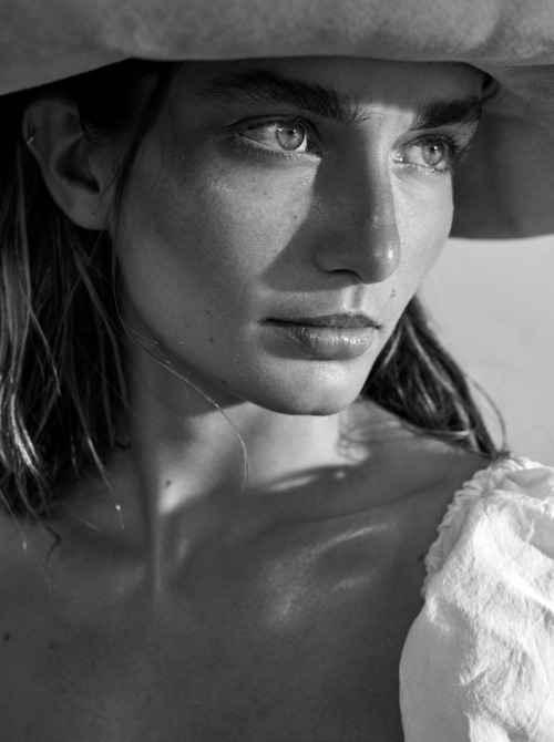 New Post on Les Images Cool Unconditional #6 2017 Andreea Diaconu by Alexandra Nataf