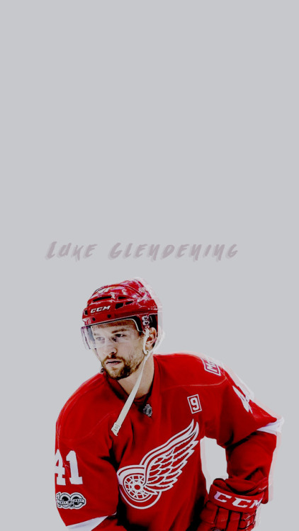 Luke Glendenning /for @hockeyandtaylorswift/