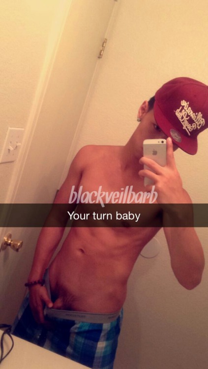 hakalau808:  bradtrinh:  B  Omg is this Kaison 
