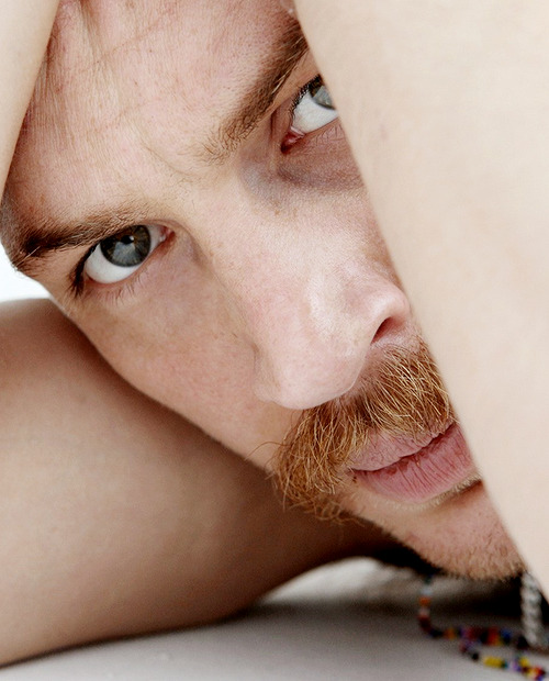 Porn dccusource:  Tom Hardy photographed by Jody photos