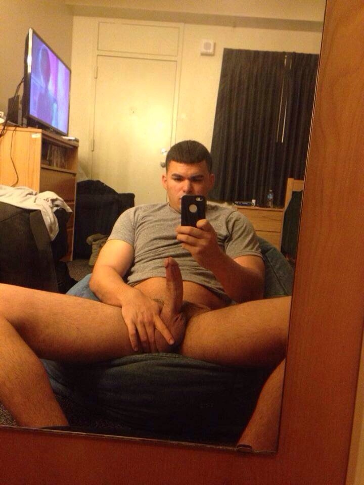 betomartinez:   Beto’s Corner  http://betomartinez.tumblr.com/  That dick and ass