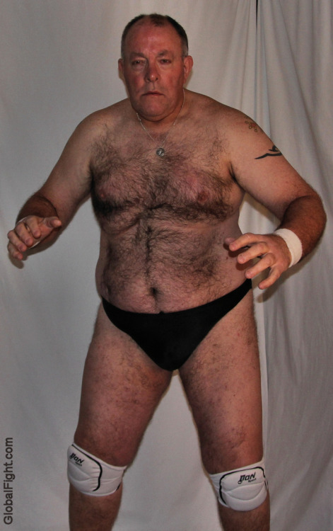wrestlerswrestlingphotos:  united kingdom gay beefy bloke profile