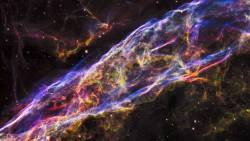 spaceexp:  Hubbles mosaic of the Veil nebula via reddit