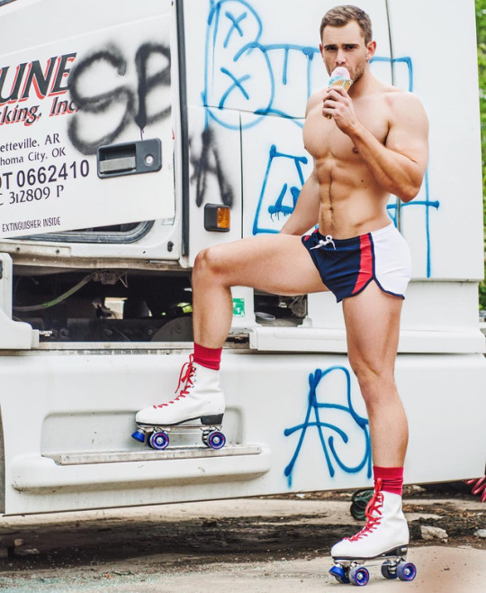 sexy-surfer-joe:  Keegan Whicker 