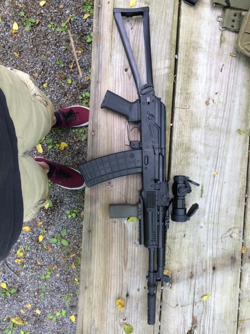 redbrickarmy:Picked up my Arsenal SLR-106CR today!Got it for a steal.Right when I got it I replaced 