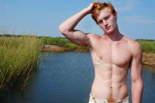 Ginger Men And Selfies adult photos