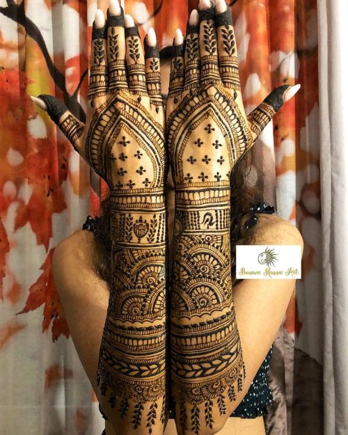 Bridal henna @poonamhennaart #art #bridal #dulhanstyle #shadi #weddinghenna #mehndistyle #stain #raa