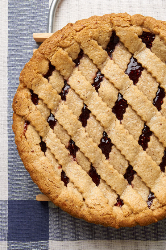 Peanut Butter & Jelly Linzer Torteits Like A Hot PB&J With A Cookie Crust. Youre Welcome.