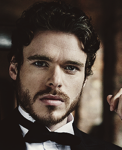 tinakris:  I would like to thank not only god but also baby jesus for curly-haired